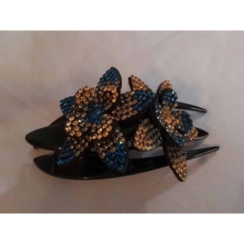 Decorative Rhinestone Flower Hair Clip